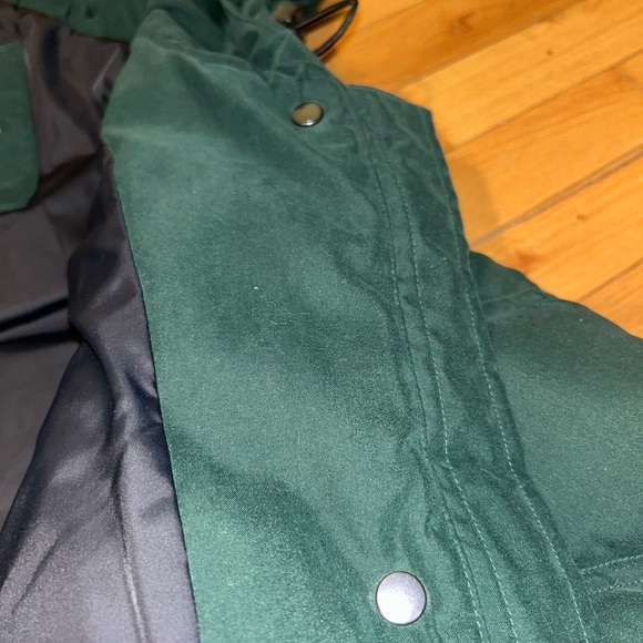 Vintage Women’s Woolrich Goose Down Filled Quilted Jacket - Picture 9 of 13